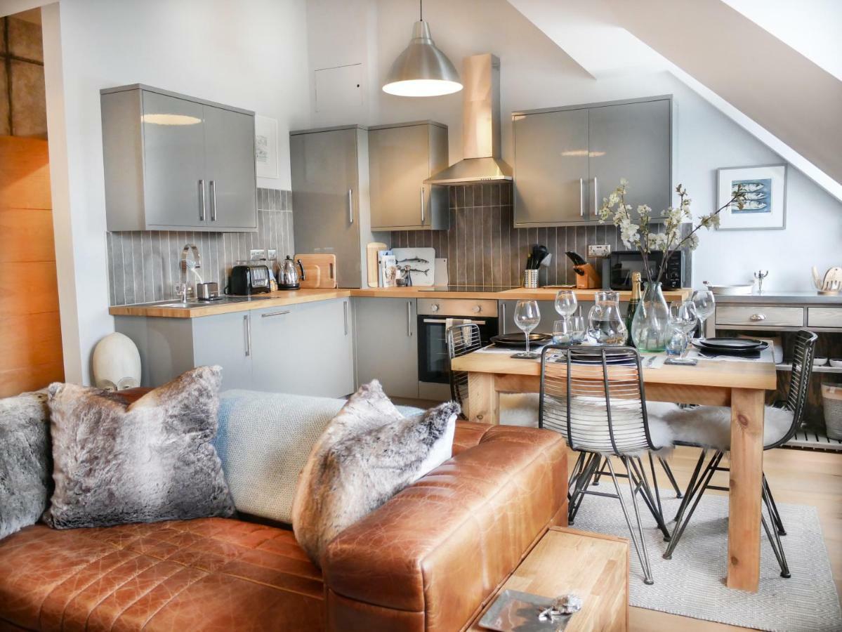 Padstow Escapes - Teyr Luxury Penthouse Apartment Exterior photo