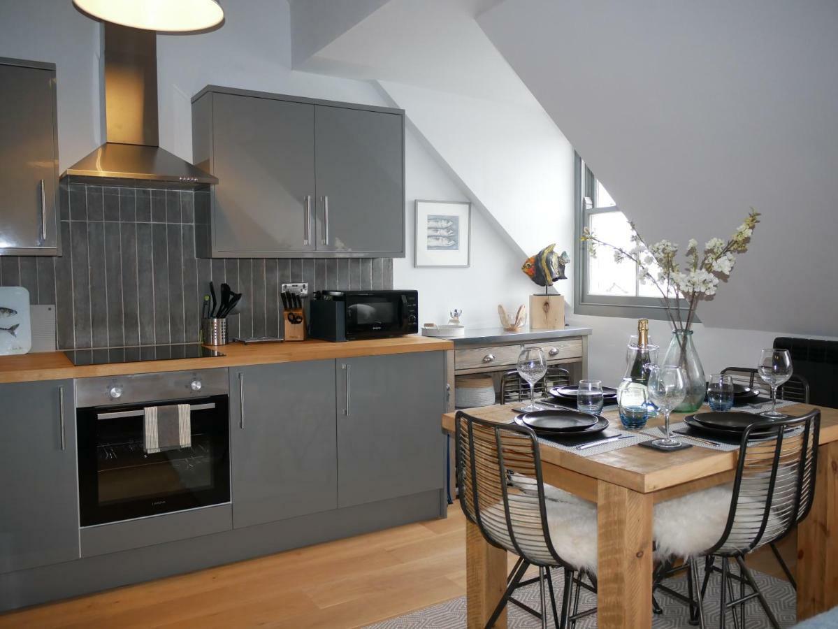 Padstow Escapes - Teyr Luxury Penthouse Apartment Exterior photo